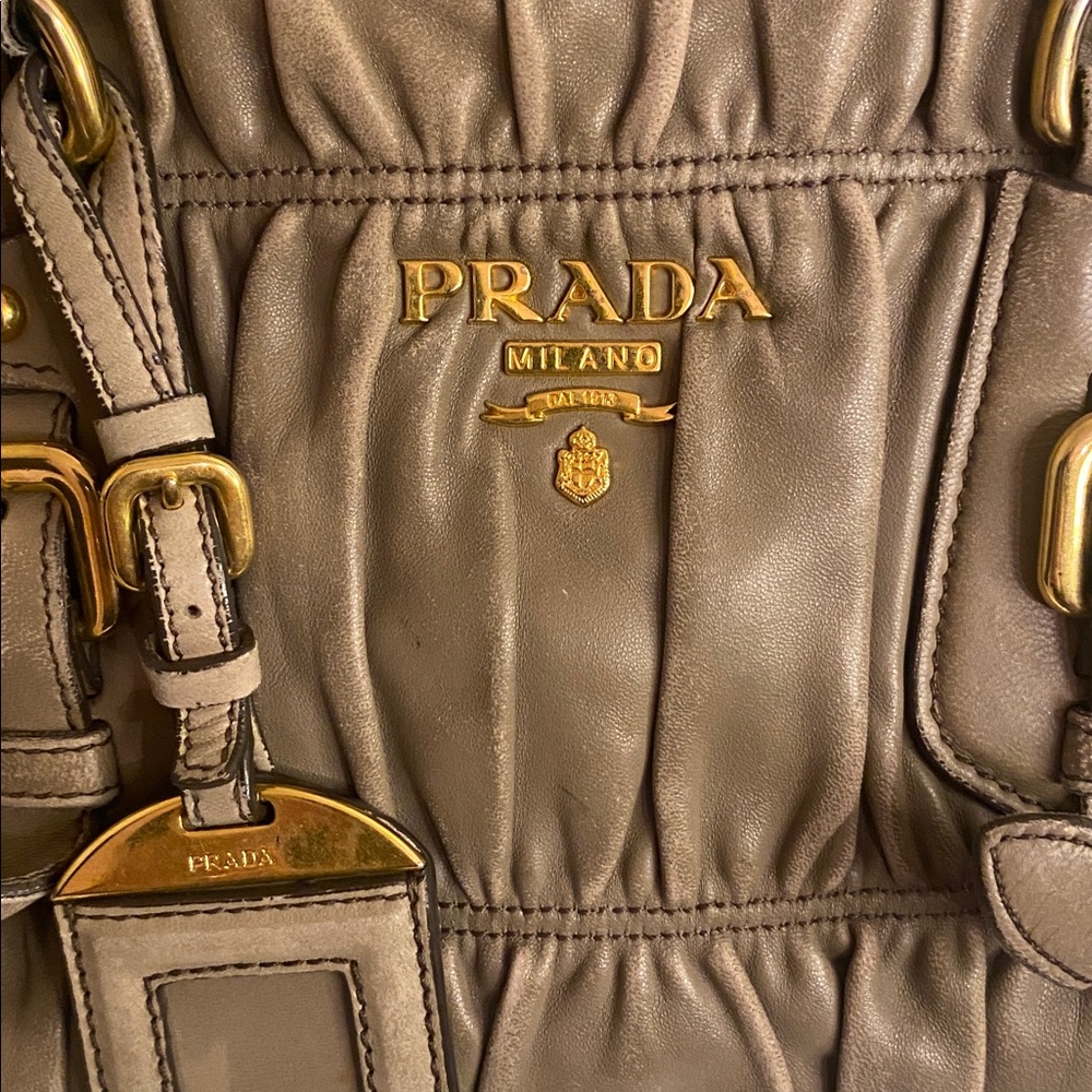 Prada Ruched Tessuto
Napa Leather Tan Vintage Satchel - Picture 3 of 16